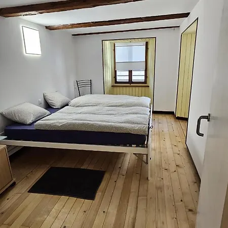 Airolo With Private Parking Apartment Exterior photo