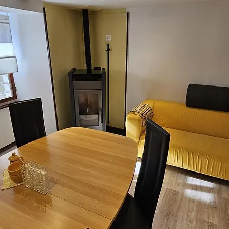 Airolo With Private Parking Apartment Exterior photo