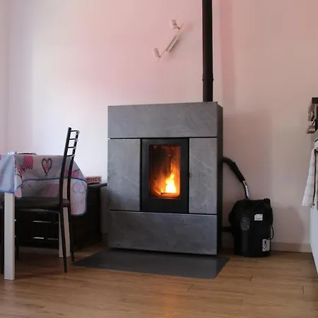 Airolo With Private Parking Apartment Exterior photo
