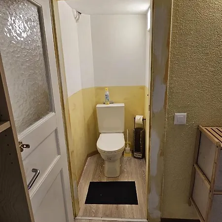 Airolo With Private Parking Apartment Exterior photo