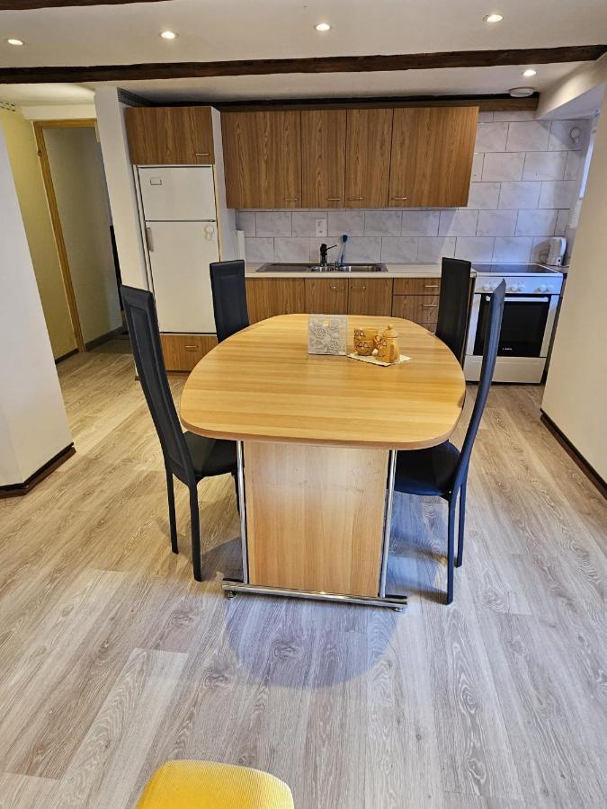 With Private Parking Apartment